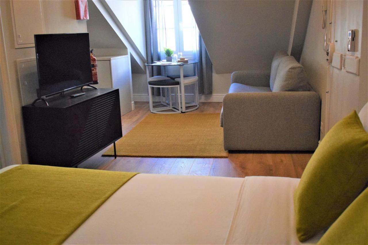 Apartamentos Colmeia Lissabon Buitenkant foto
