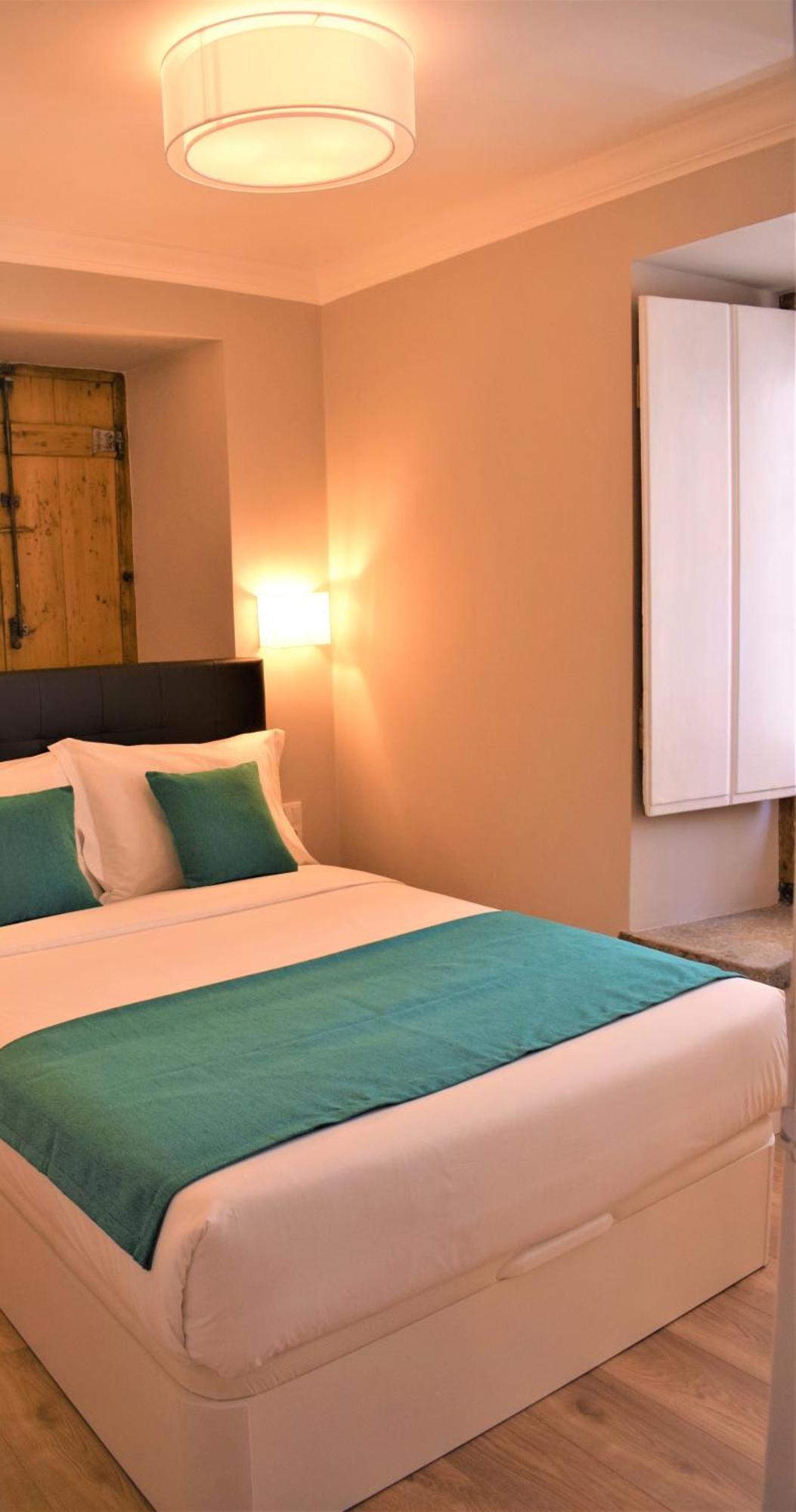 Apartamentos Colmeia Lissabon Buitenkant foto